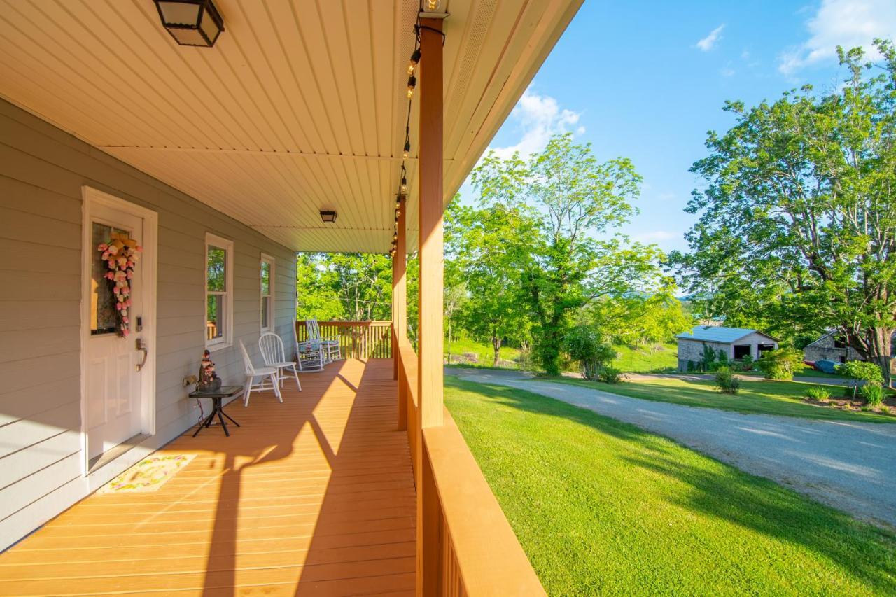 Newly Remodeled Luxury Cottage With Mountain Views Sparta Экстерьер фото